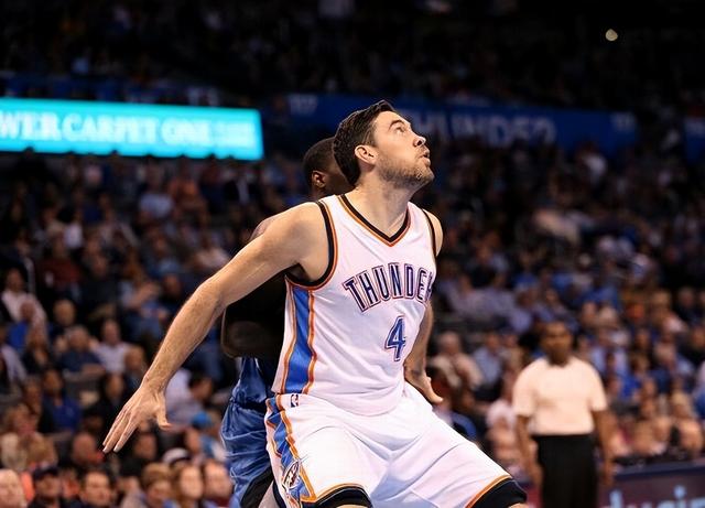 关于巴塞罗那内部会议纪要流出:训练课后临场应变;NBA常规赛使命明确;更衣室氛围转暖的信息 关于巴塞罗那内部会议纪要流出:训练课后临场应变;NBA常规赛使命明确;更衣室氛围转暖的信息