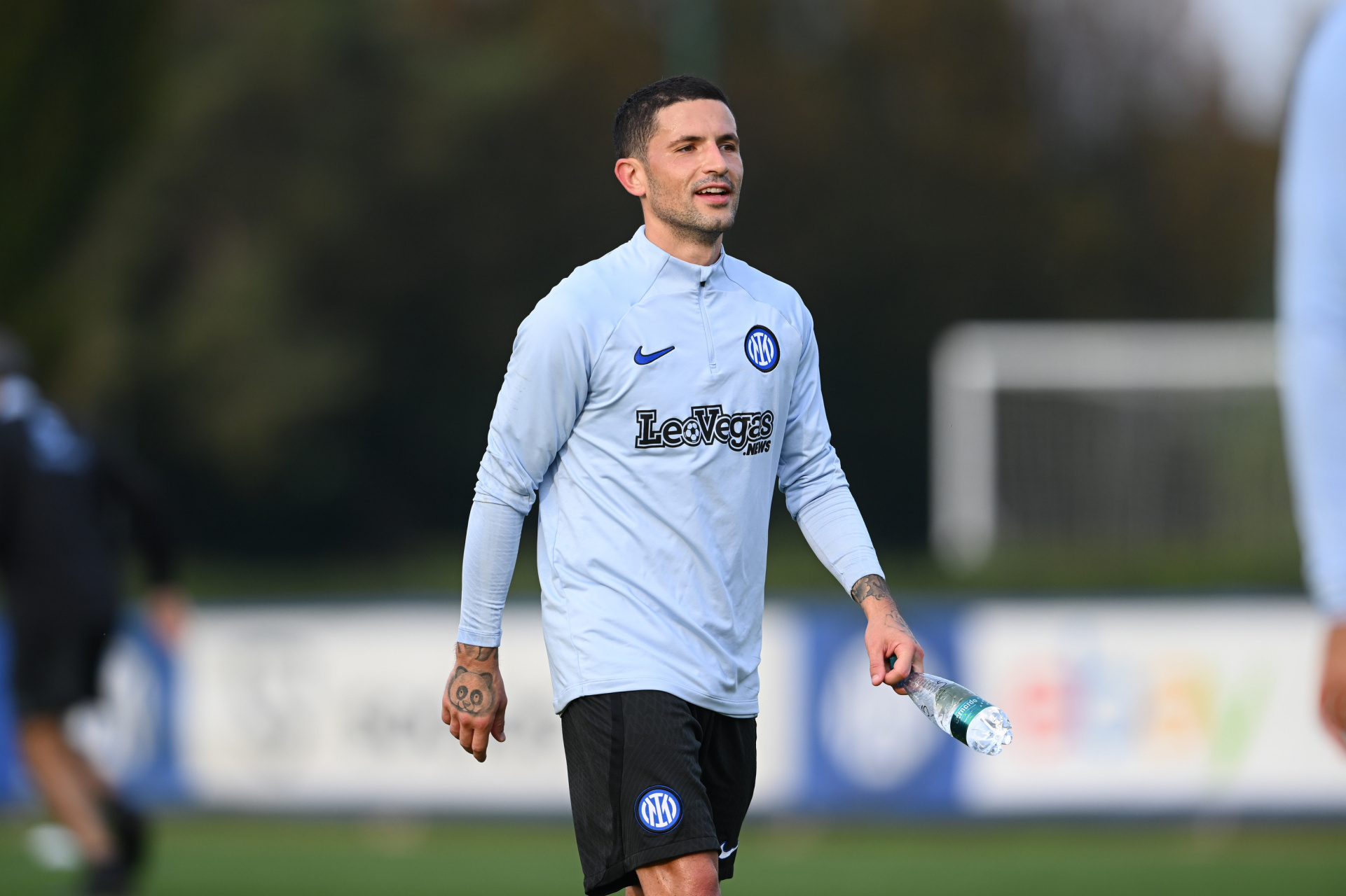 包含国际比赛日多伦多猛龙备战意甲，外线爆发细节曝光，赛场秩序良好，赛程密集仍需轮换的词条-九游官方网站